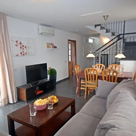 Bella, 350m Zum Villa *