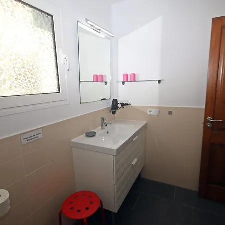 Bella, 350m Zum Villa *