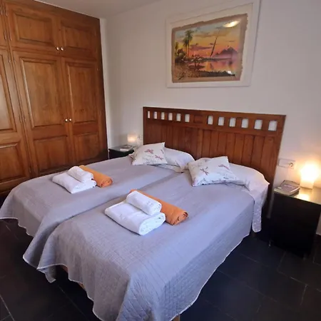 Villa Bella, 350m Zum *