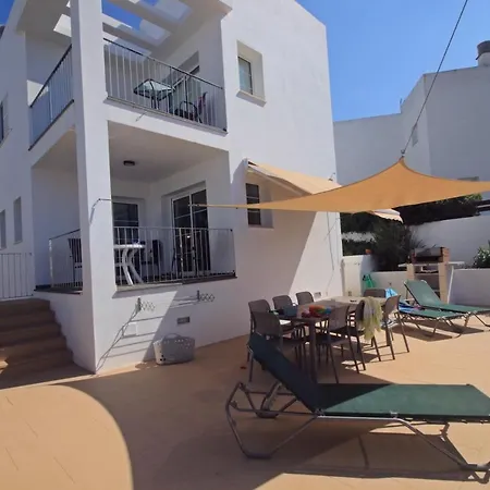 Villa Bella, 15 Minuten Zum Strand, Air Conditioning Is Not Included *
