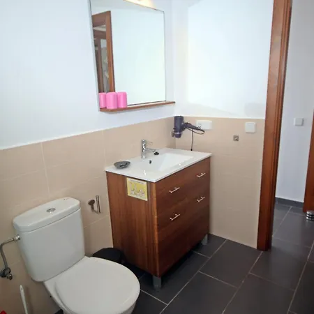 Villa Bella, 15 Minuten Zum Strand, Air Conditioning Is Not Included *